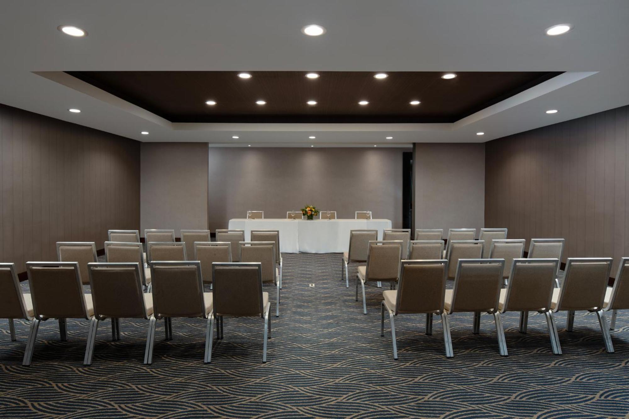 Embassy Suites By Hilton Santo Domingo Dış mekan fotoğraf